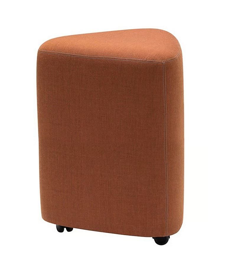 In OUT Office RS2264 Ottoman-voetenbankje op wieltjes van Andreu World