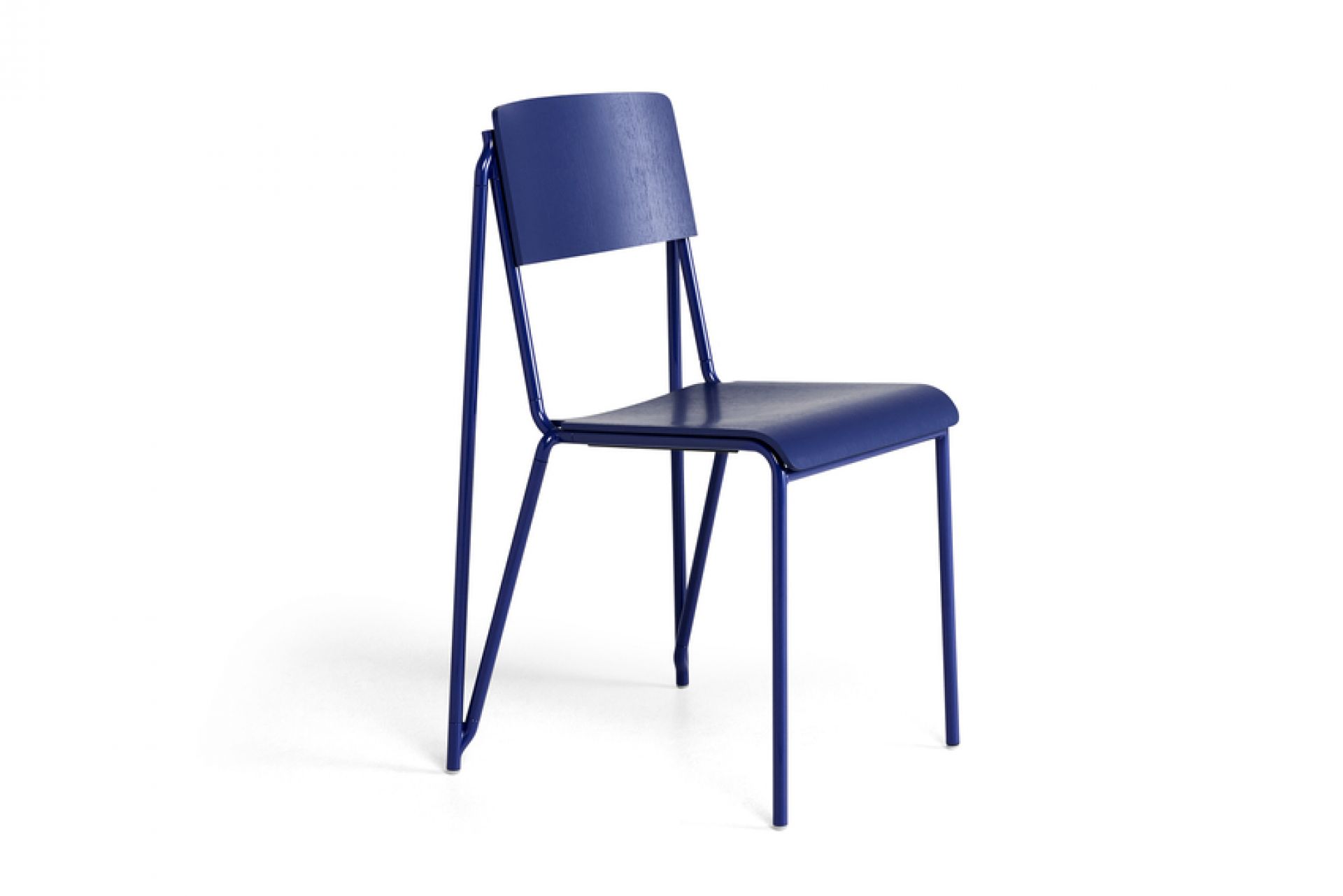 Blauer Hay Stuhl "Petit Standard" aus Holz und Stahl, modernes Design für Esszimmer und Büro.