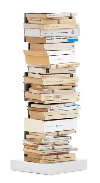 Ptolomeo Bücherregal von Opinion Ciatti, freistehend, gefüllt mit Büchern, modernes Design für Wohnzimmer und Büro.