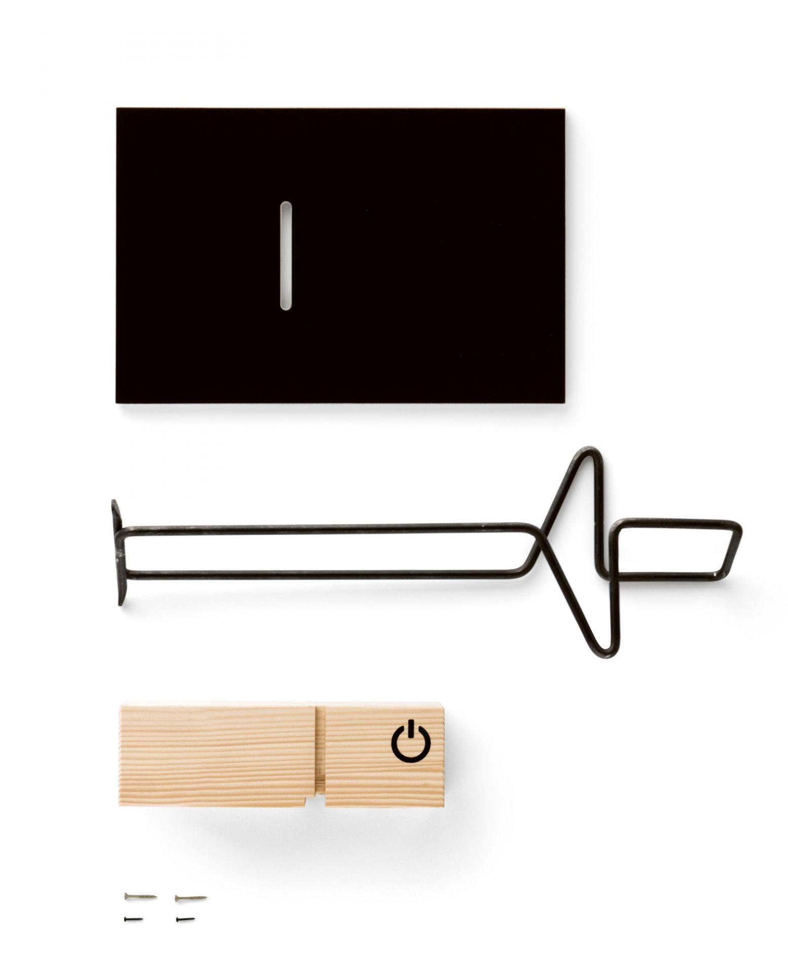 Abgemahnt Beistelltisch von Nils Holger Moormann als Bausatz mit Holz, Metall und Schrauben.