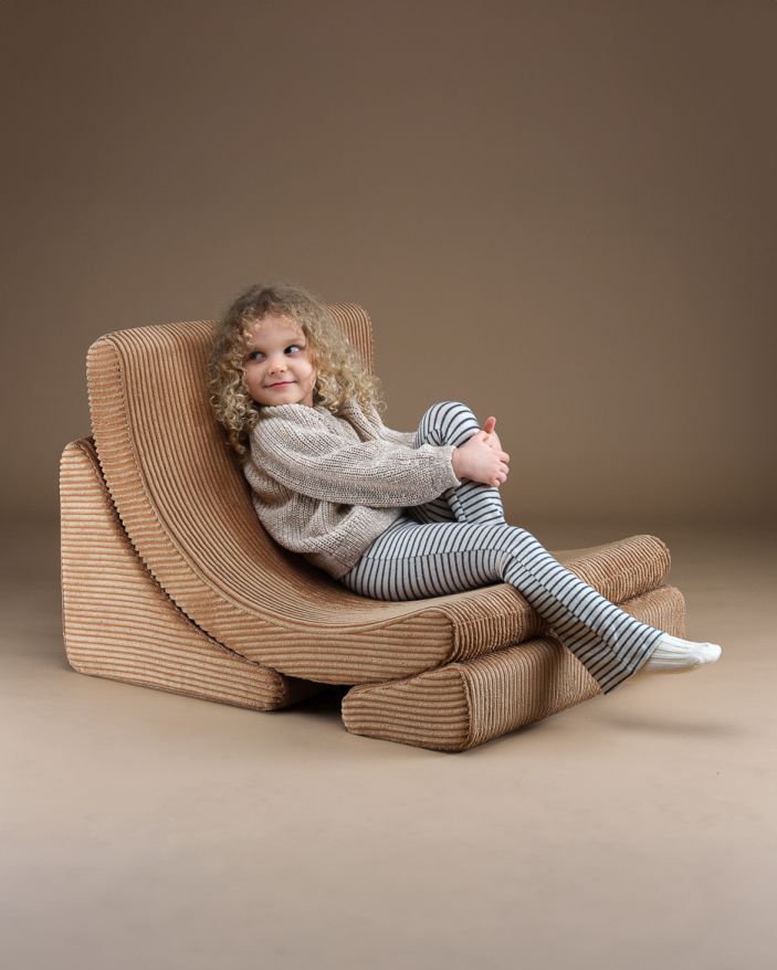 Mond kinderfauteuil van breedcorduroy van Wigiwama