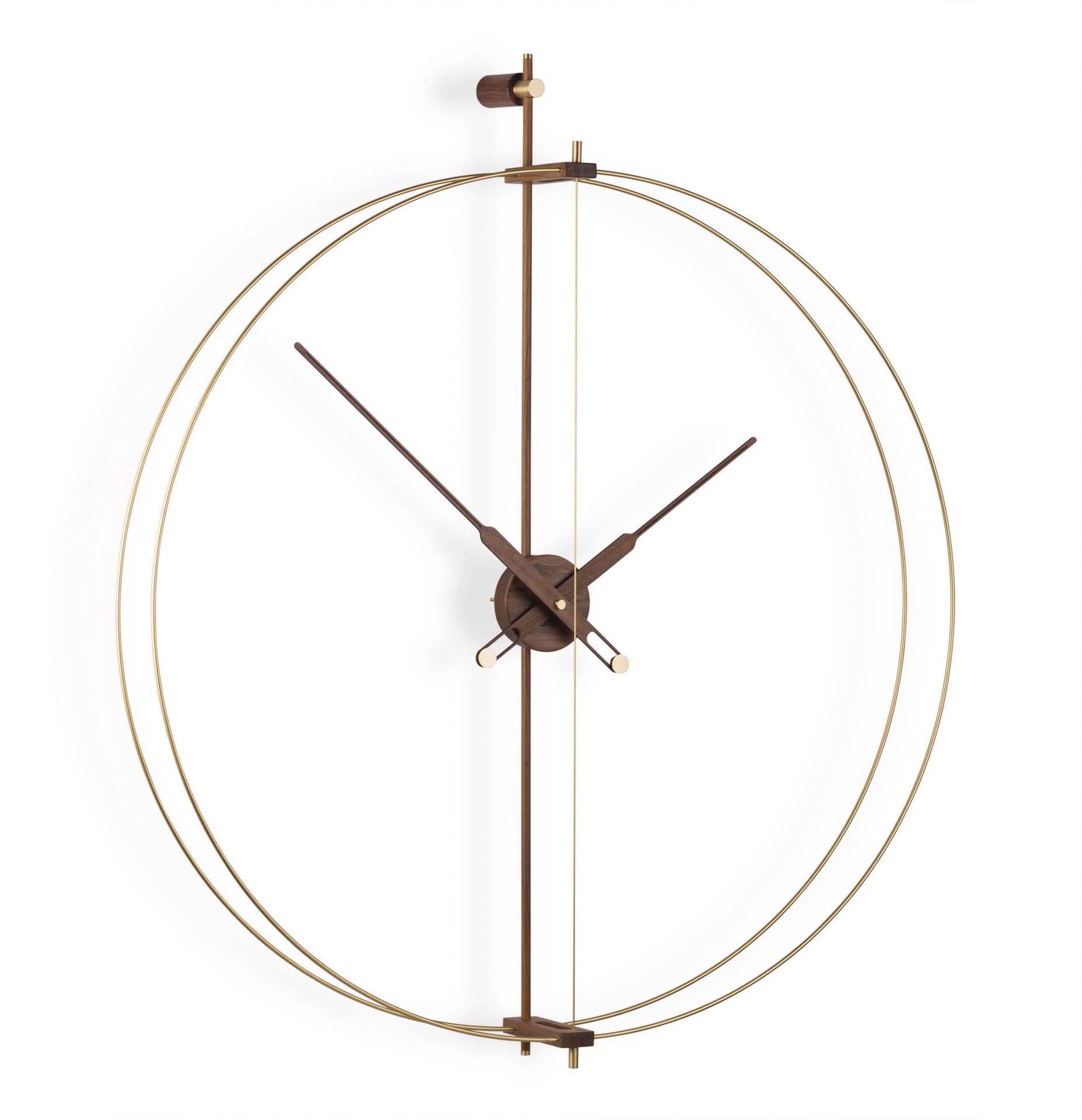 Barcelona Premium Gold Wanduhr von Nomon, minimalistisches Design mit goldenen Akzenten und Holzdetails.