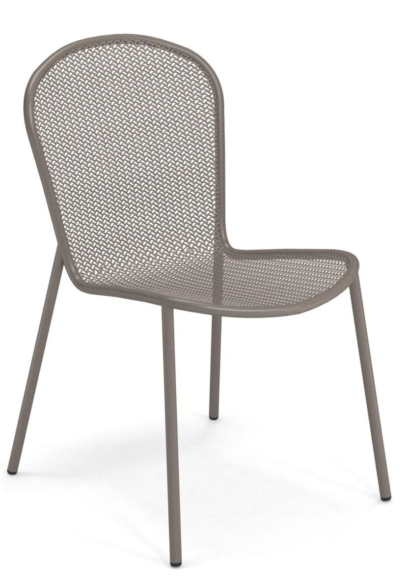 Ronda X Stuhl von Emu für den Außenbereich, Metallstuhl in Taupe mit feiner Netzstruktur.