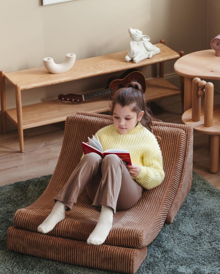 Mond kinderfauteuil van breedcorduroy van Wigiwama