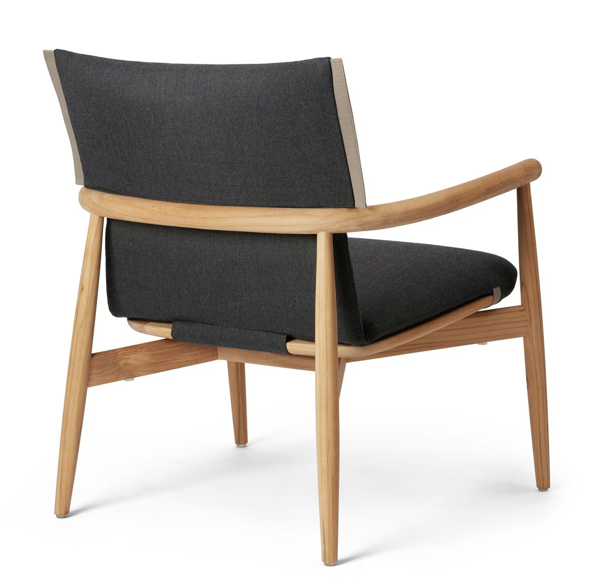 Embrace Outdoor Lounge Chair stoel met kussens van Carl Hansen & Søn