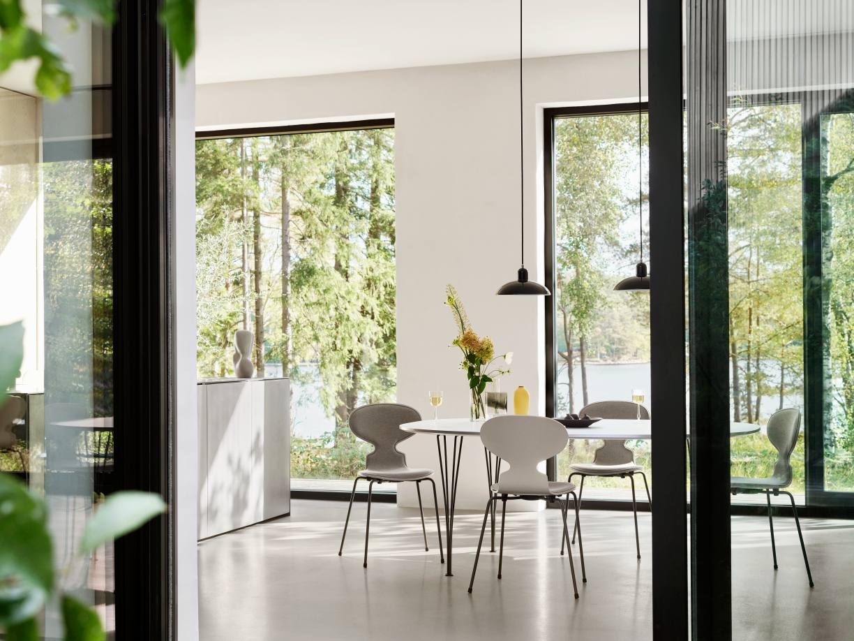 Tafelserie Super Elliptisch van Fritz Hansen