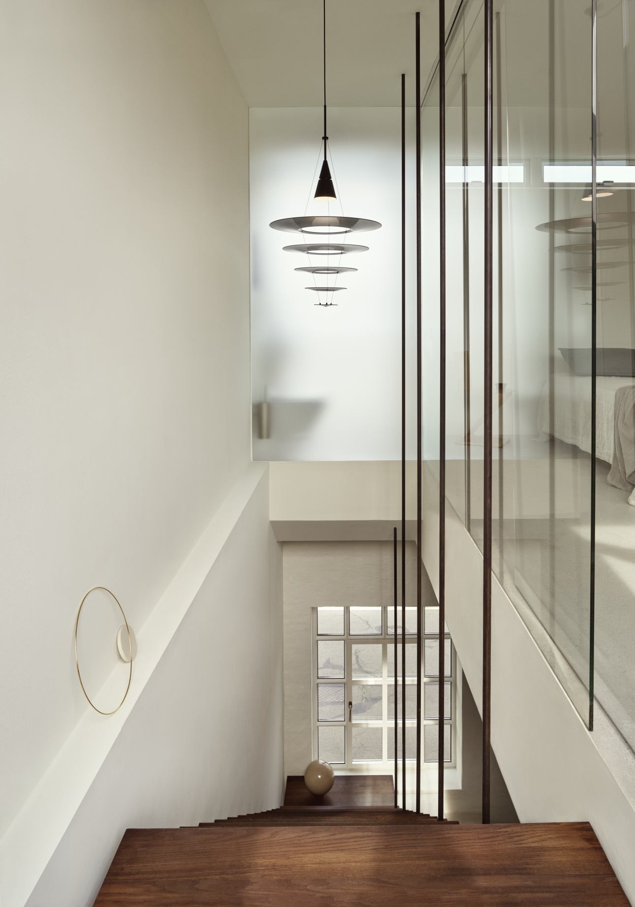 Enigma 425/545 hanglamp van Louis Poulsen