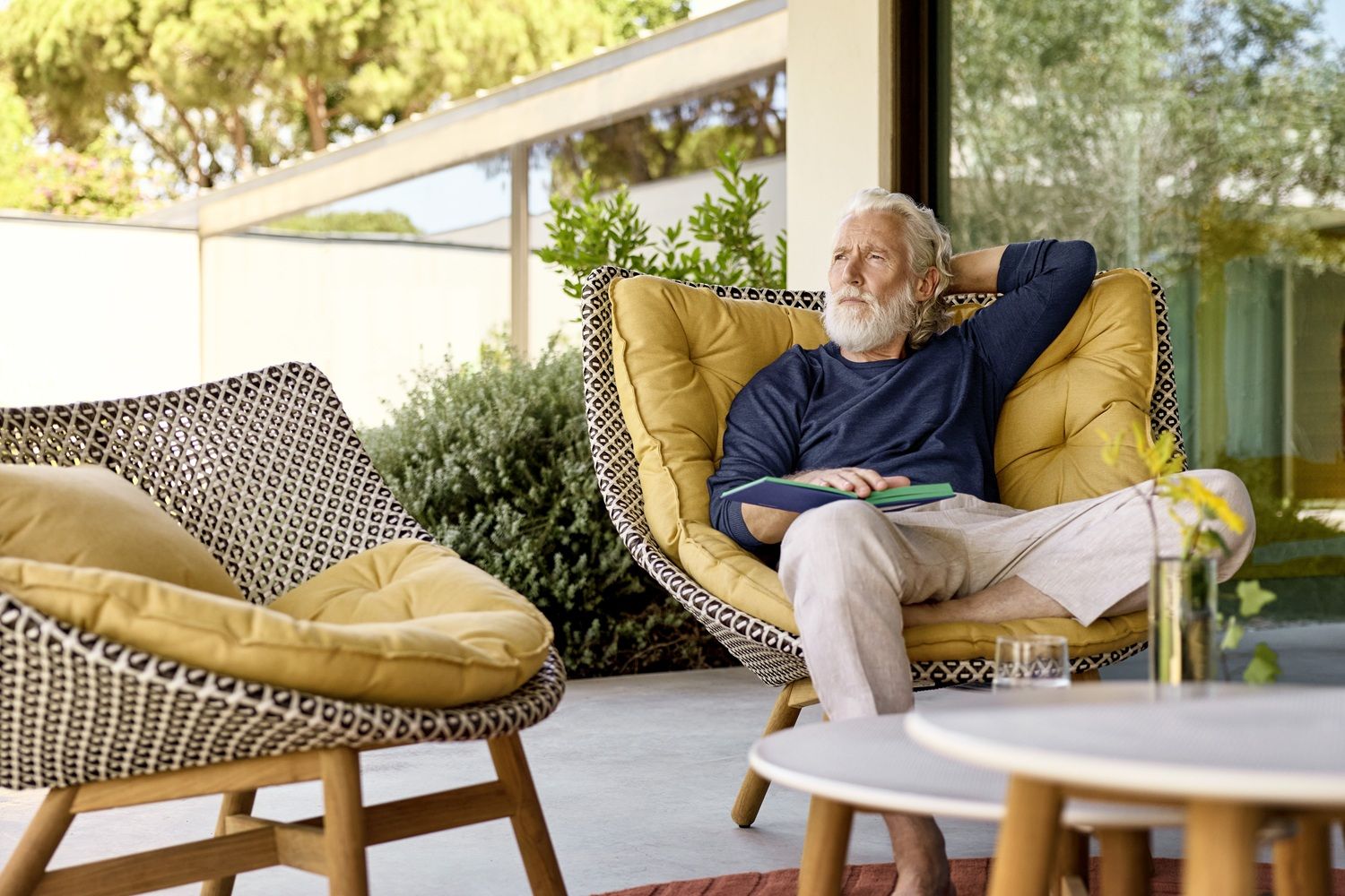 Mbrace Outdoor Club Chair fauteuil van Dedon