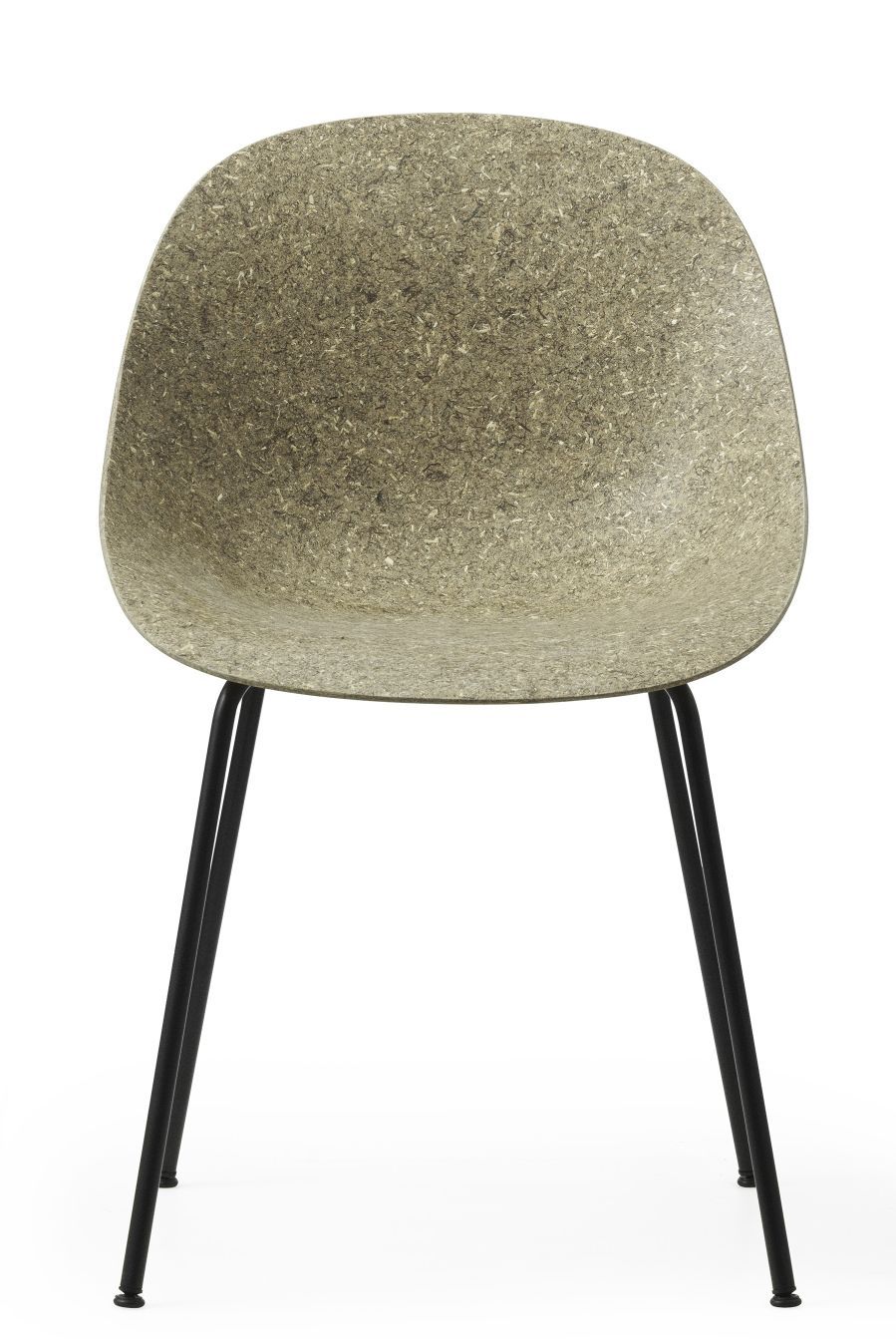 Normann Copenhagen Mat Chair Steel Stuhl mit Sitzschale in Korkoptik und schwarzem Stahlgestell.