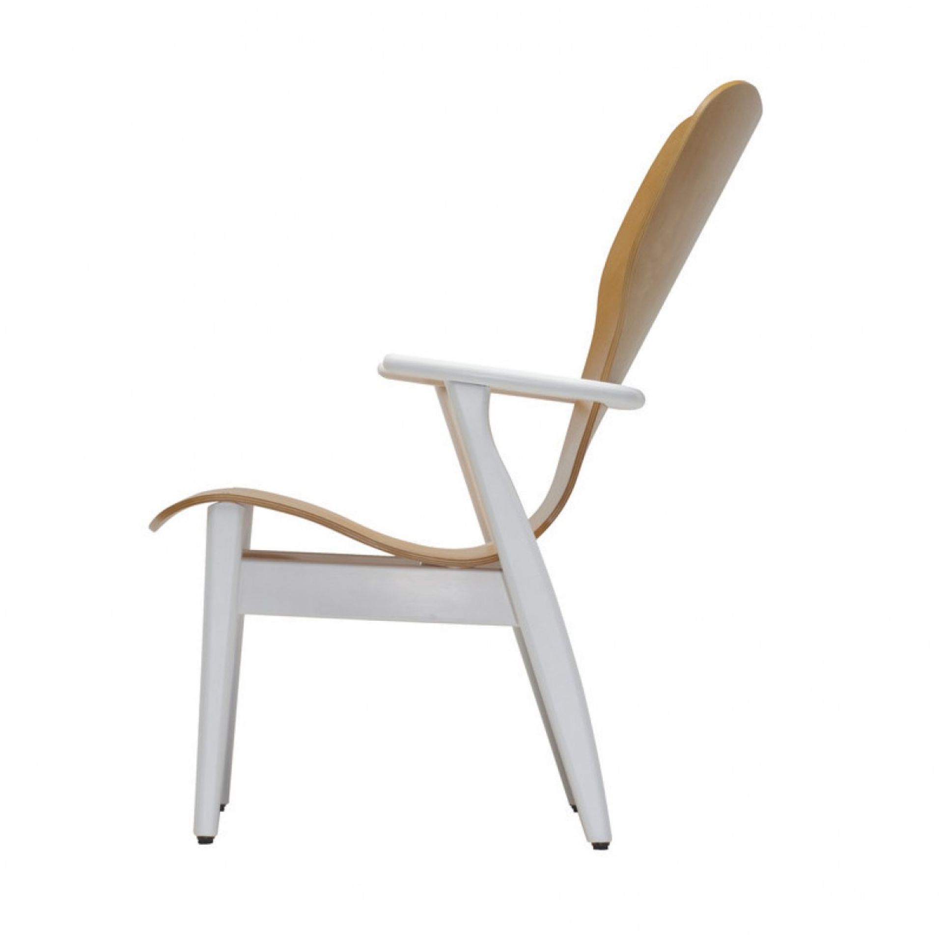 Domus Sessel von Artek, Seitenansicht: Holz und weiß lackierter skandinavischer Design Sessel.
