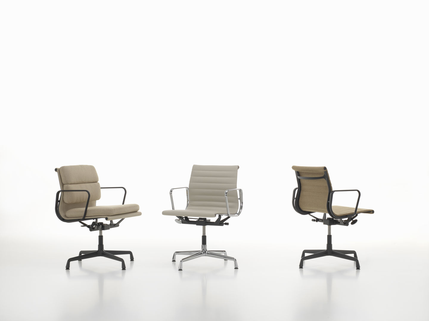 Vitra Aluminium Chair EA 132 Bürostuhl in verschiedenen Ausführungen, Stoff und Leder, für stilvolles Büro.