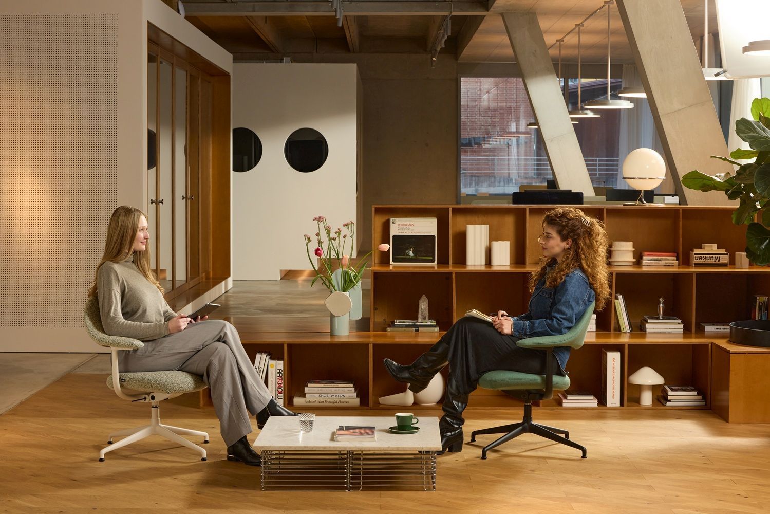 Mynt Soft Office Swivel chair Draaistoel Vitra