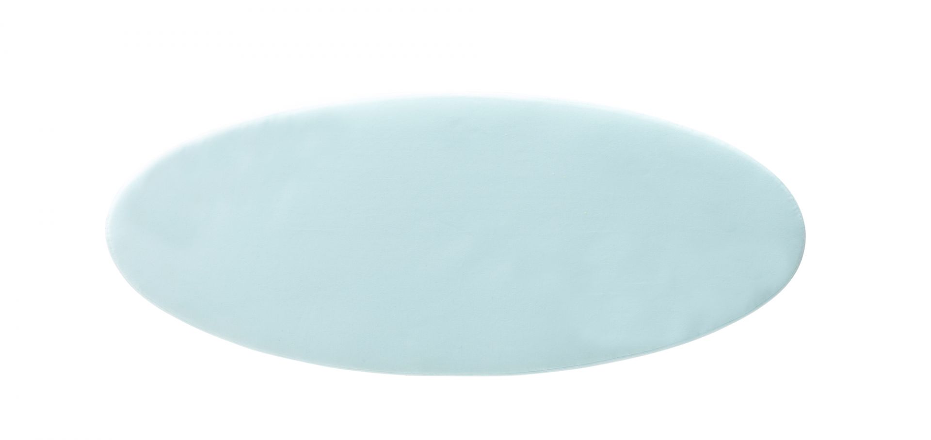 Nahaufnahme des hellblauen Bon Bon Hockers von Softline, moderner Sitzhocker für Wohnzimmer.