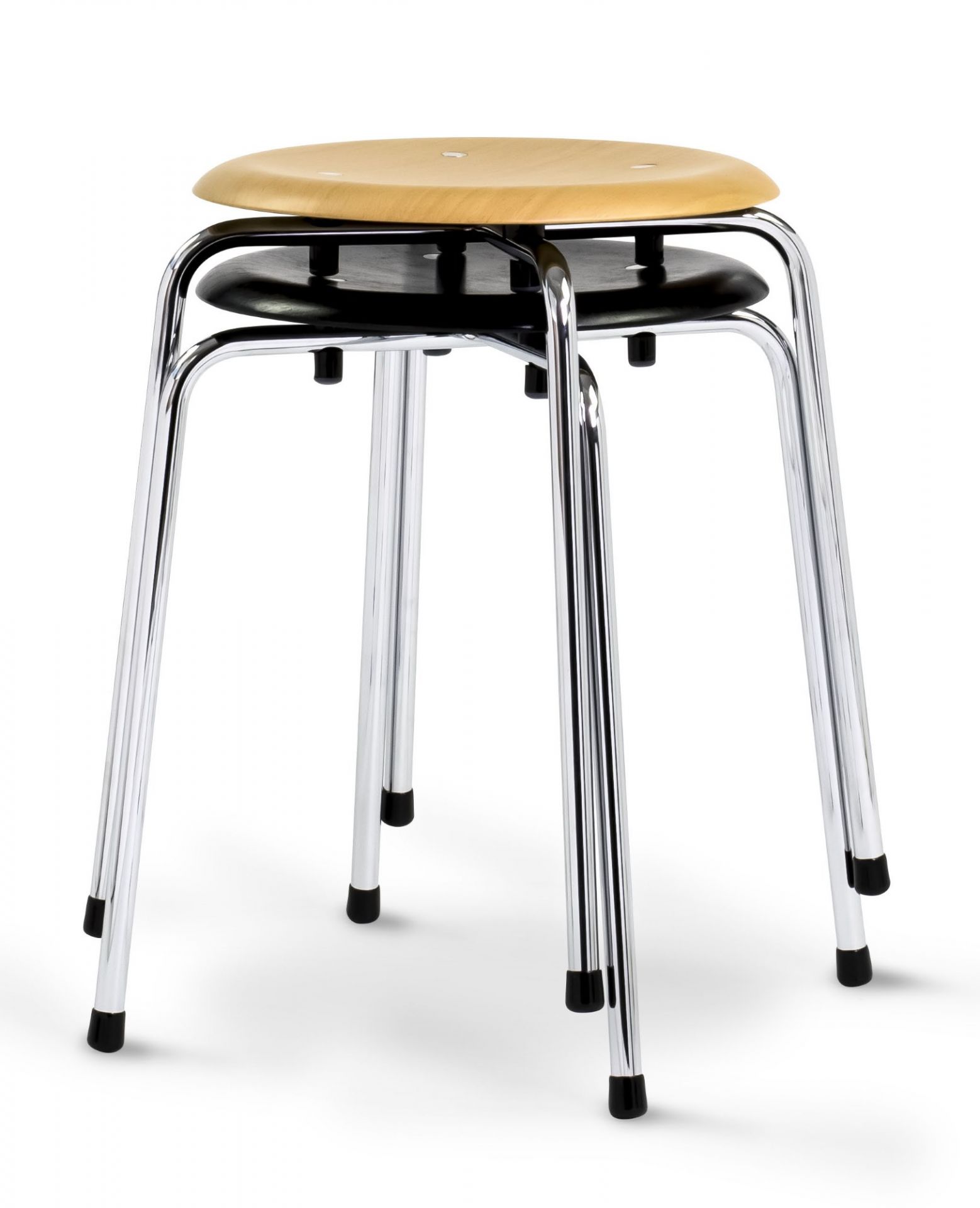 S 38 Hocker von Wilde+Spieth: Stapelbarer Stahlrohrhocker mit Holz-Sitzfläche, Designklassiker für Büro und Wohnen.