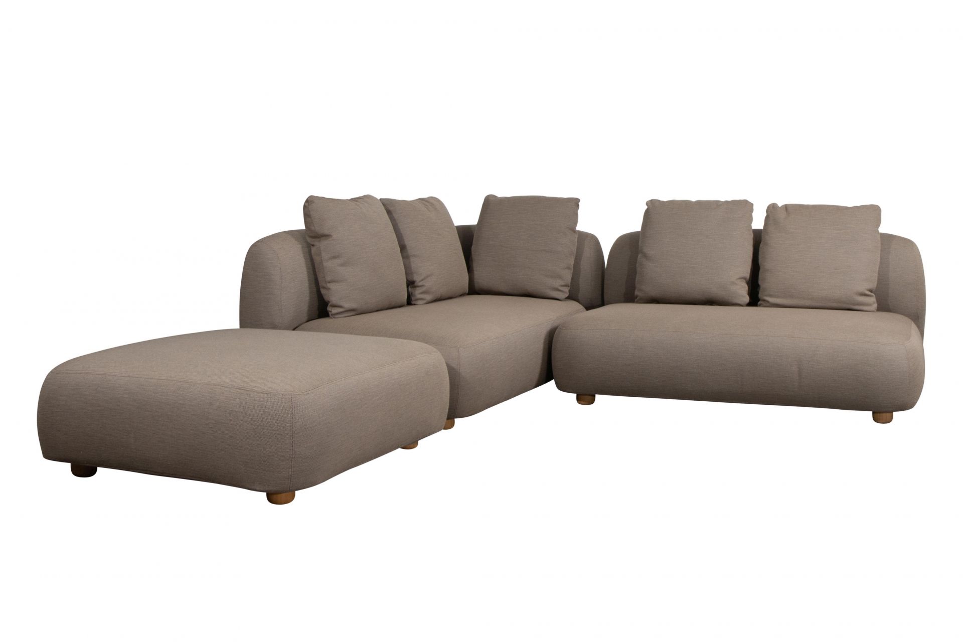 Capture Outdoor 2-Sitzer Sofa Modul von Cane-Line in Beige mit passendem Hocker und Kissen.