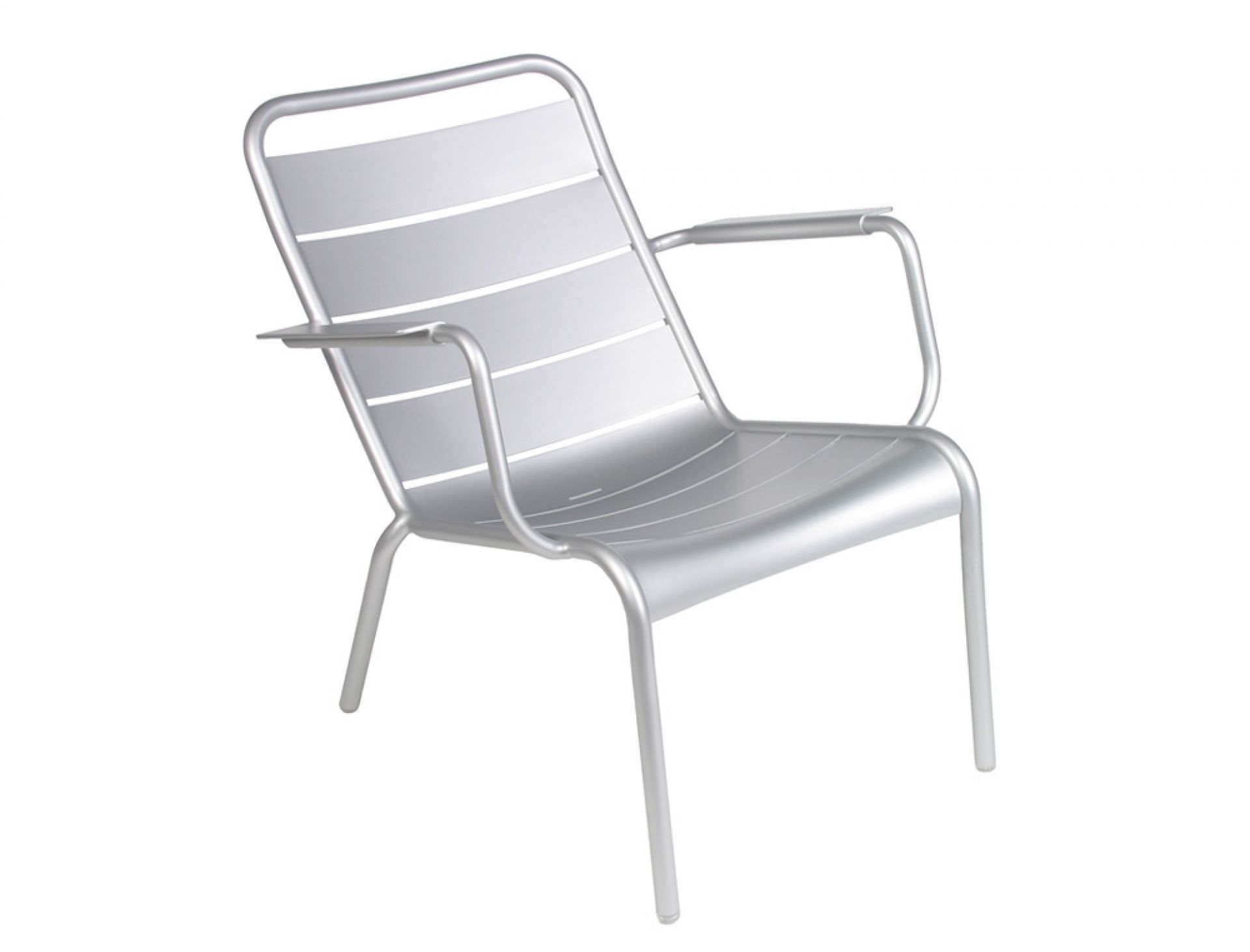 Silberner Luxembourg Sessel von Fermob, ein moderner Outdoor Sessel aus Aluminium mit Armlehnen.