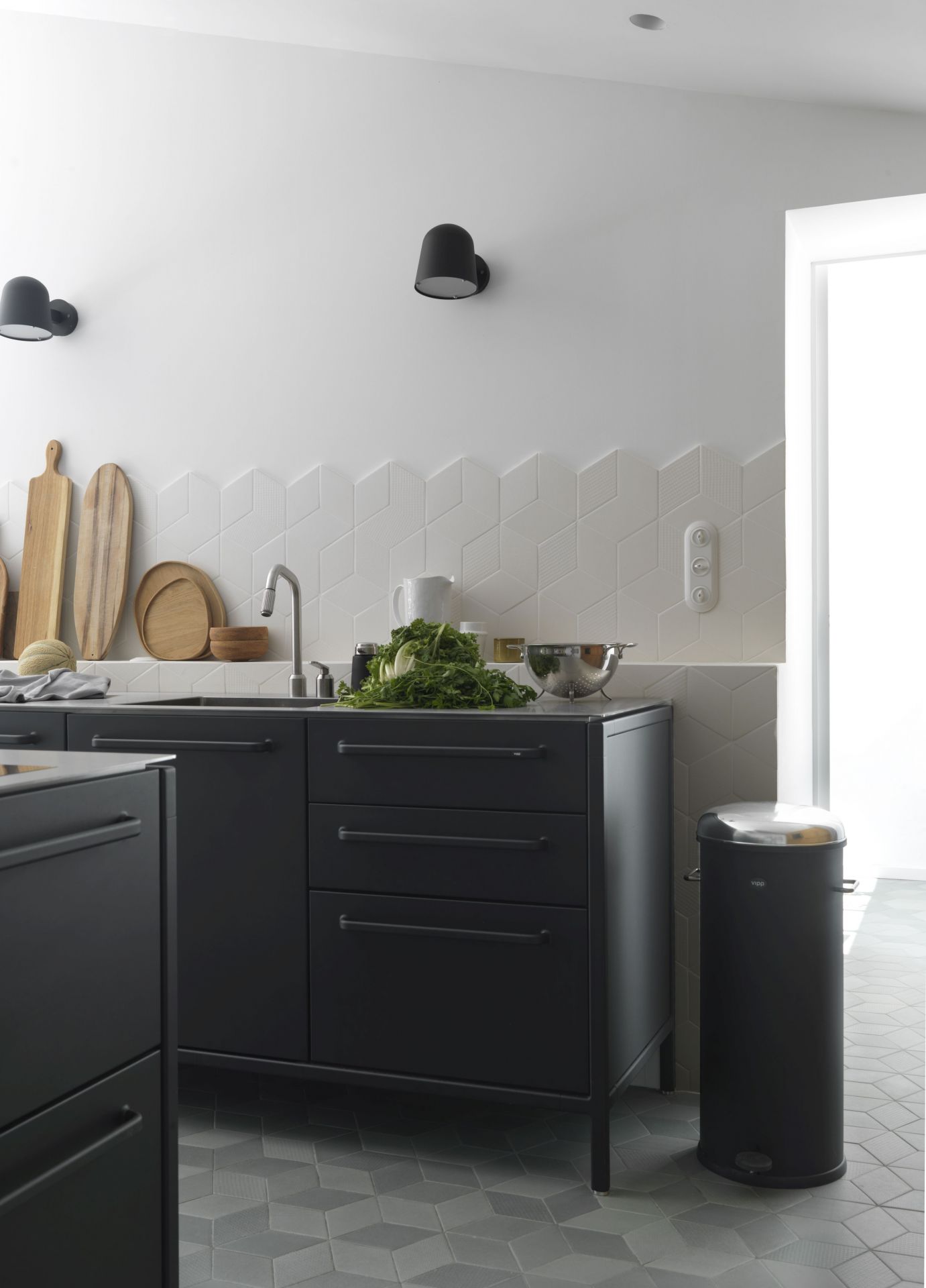 VIPP17 / VIPP 17 pedaalemmer 30 l zwart Vipp