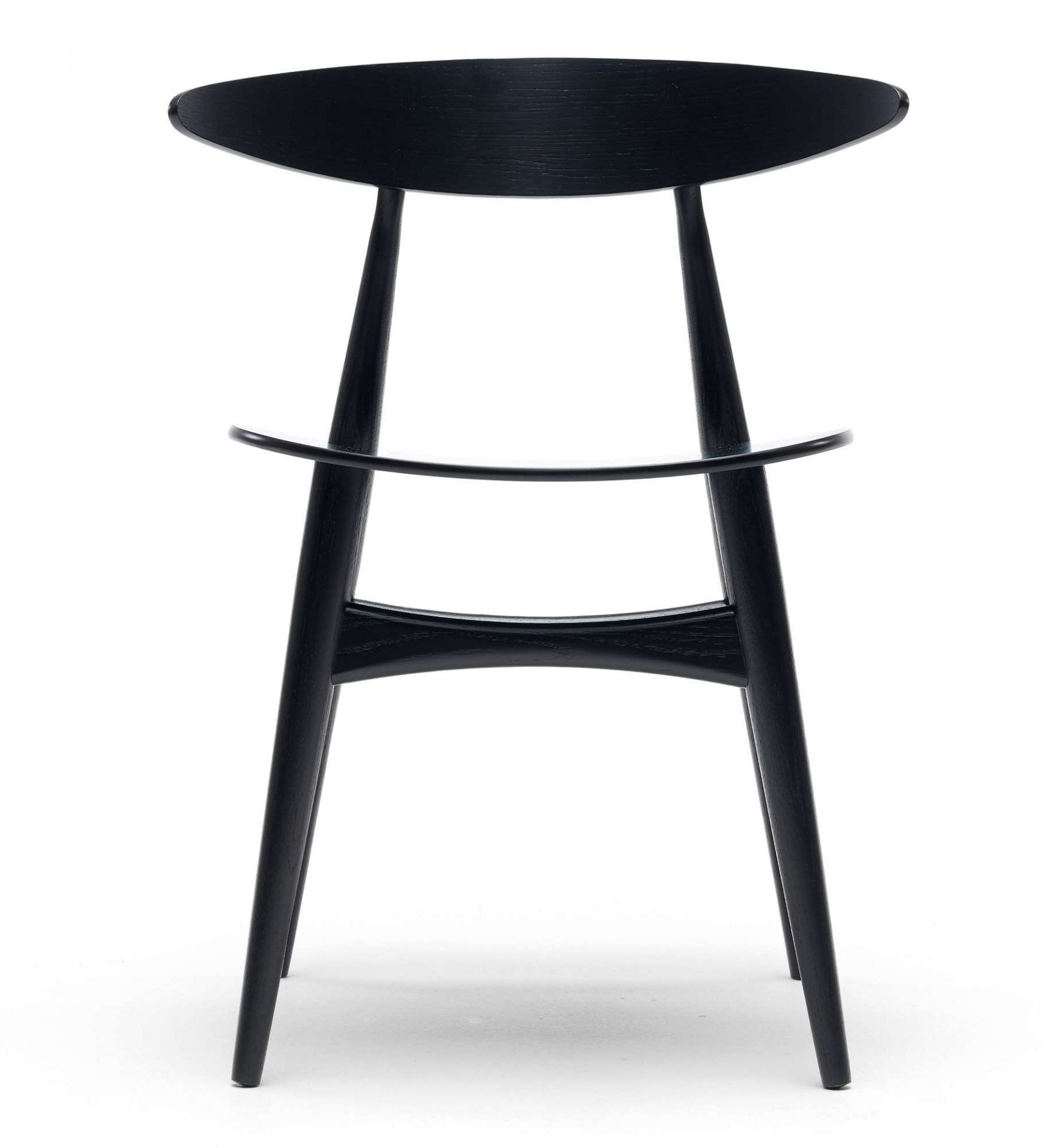 Schwarzer CH33 Stuhl von Carl Hansen, ungepolstert, aus Holz, skandinavisches Design.