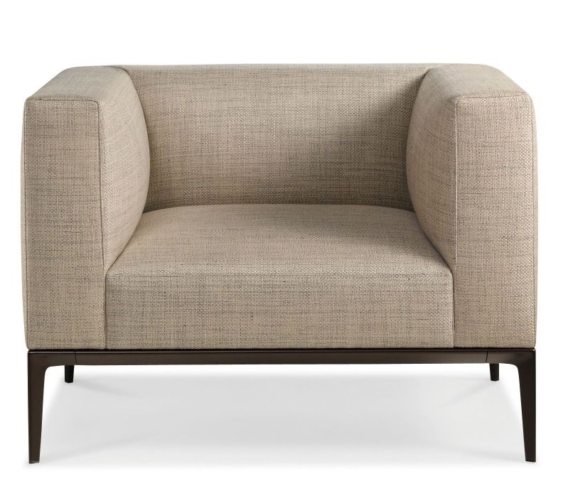 Beiger 781 Jaan Sessel von Walter Knoll mit Stoffbezug und dunklem Metallgestell, Frontansicht.