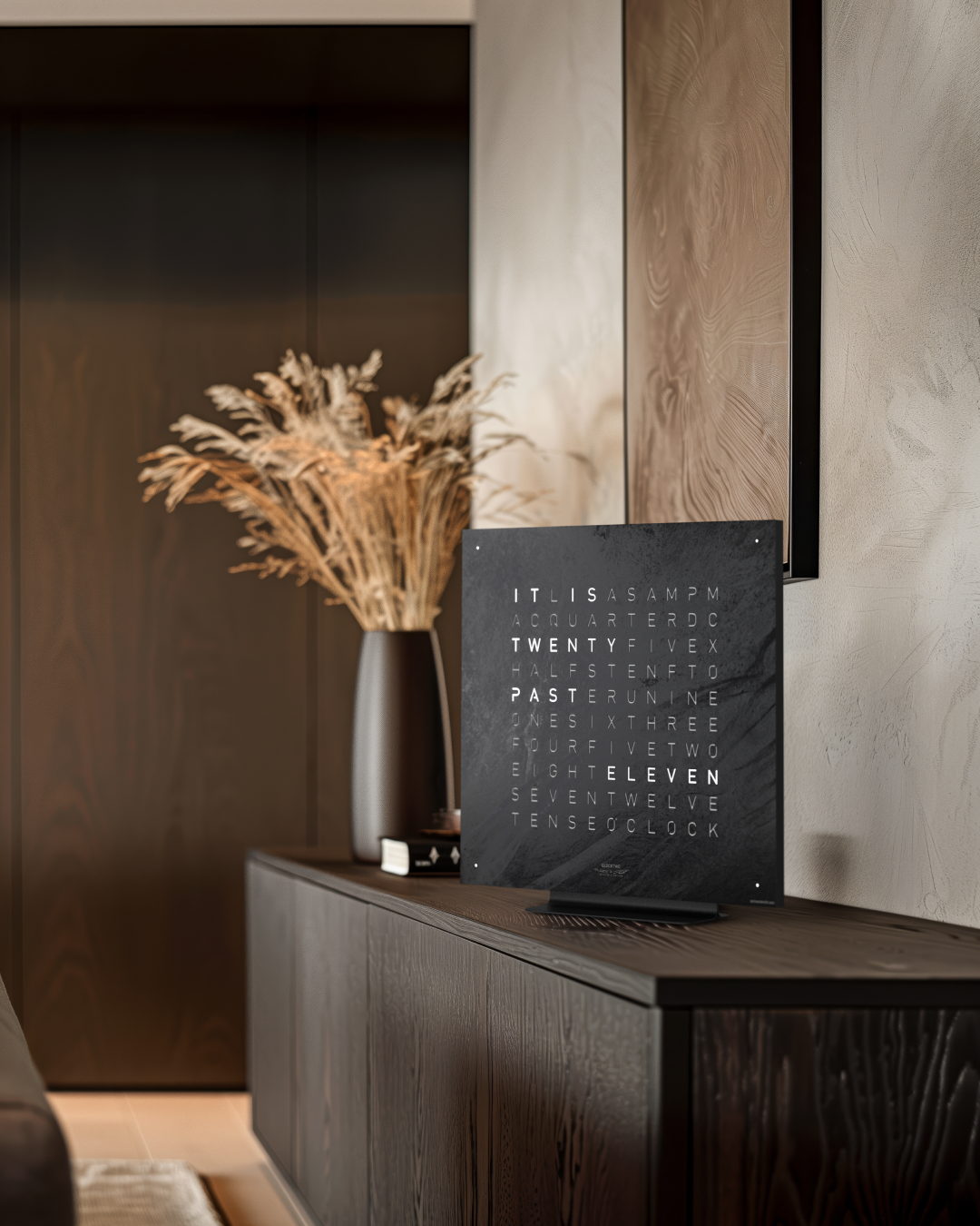 Earth 45 Steel Series Wandklok / Tijdsobject Duits QLOCKTWO