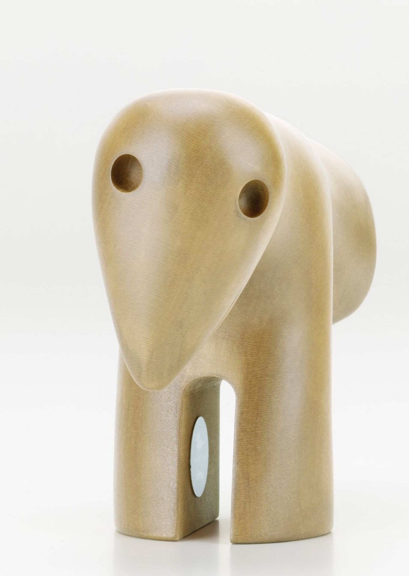 Detailaufnahme der Girard Bird Skulptur von Vitra, ein modernes Deko-Objekt für stilvolles Wohnen.