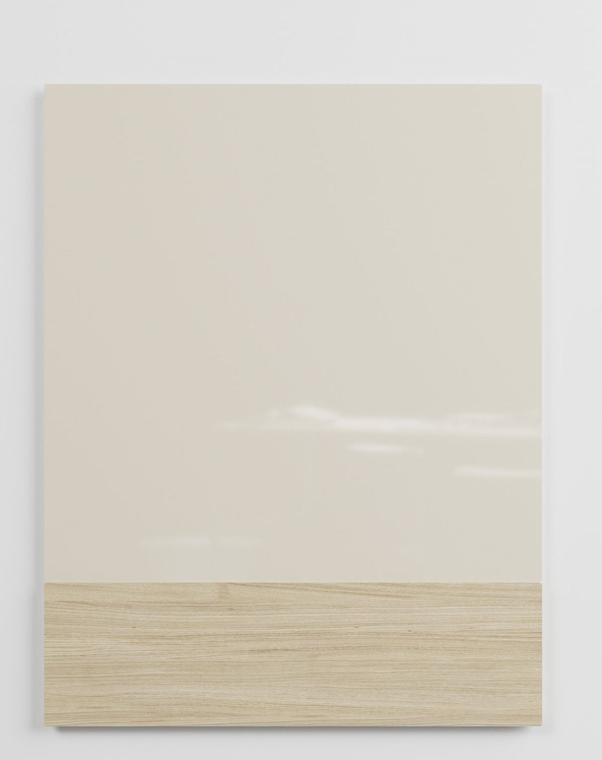 Chat Board Classic Crafted Wandtafel: Beige Glas Magnettafel mit hellem Holzrahmen für Büro und Zuhause.