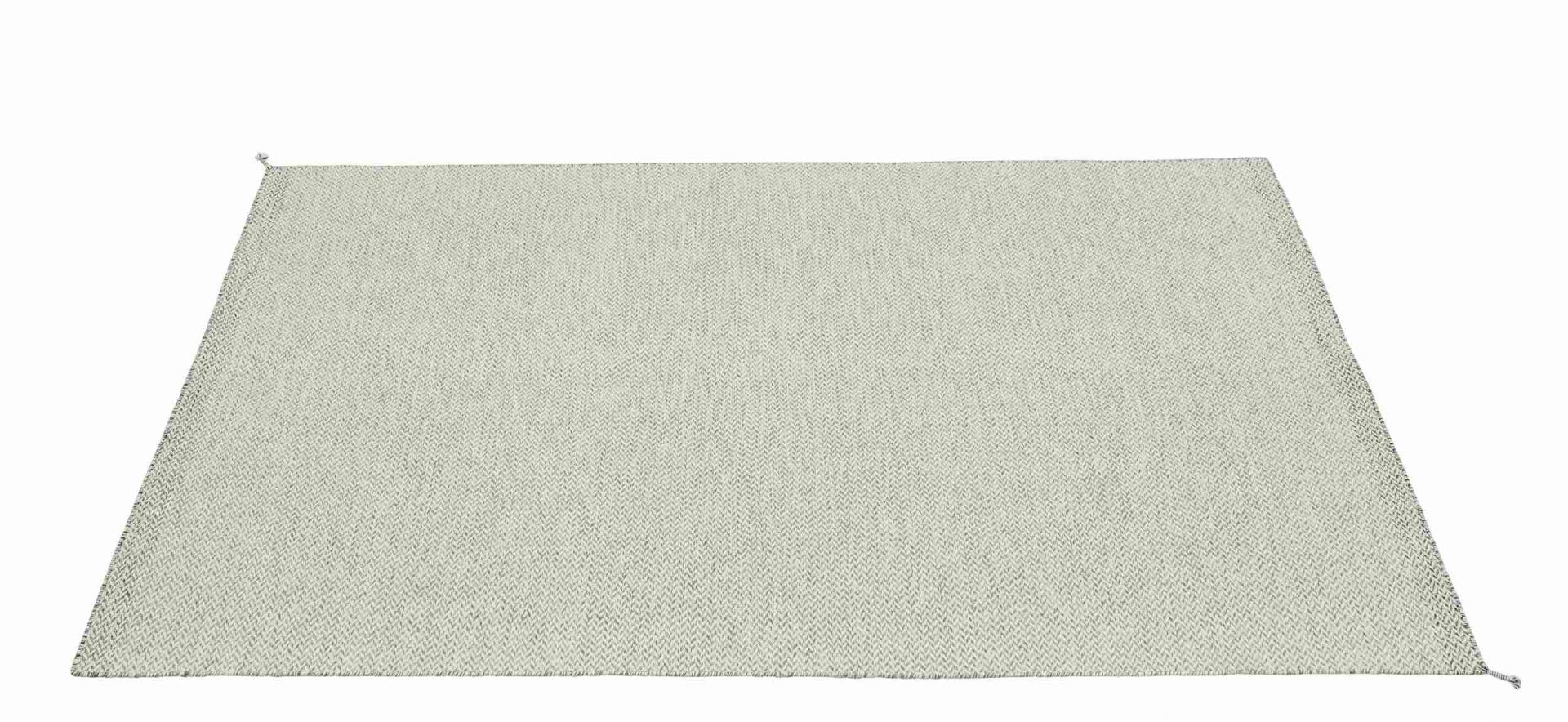Muuto Ply Rug: Quadratischer, hellgrauer Teppich aus recyceltem Polyester für Innen- und Außenbereiche.