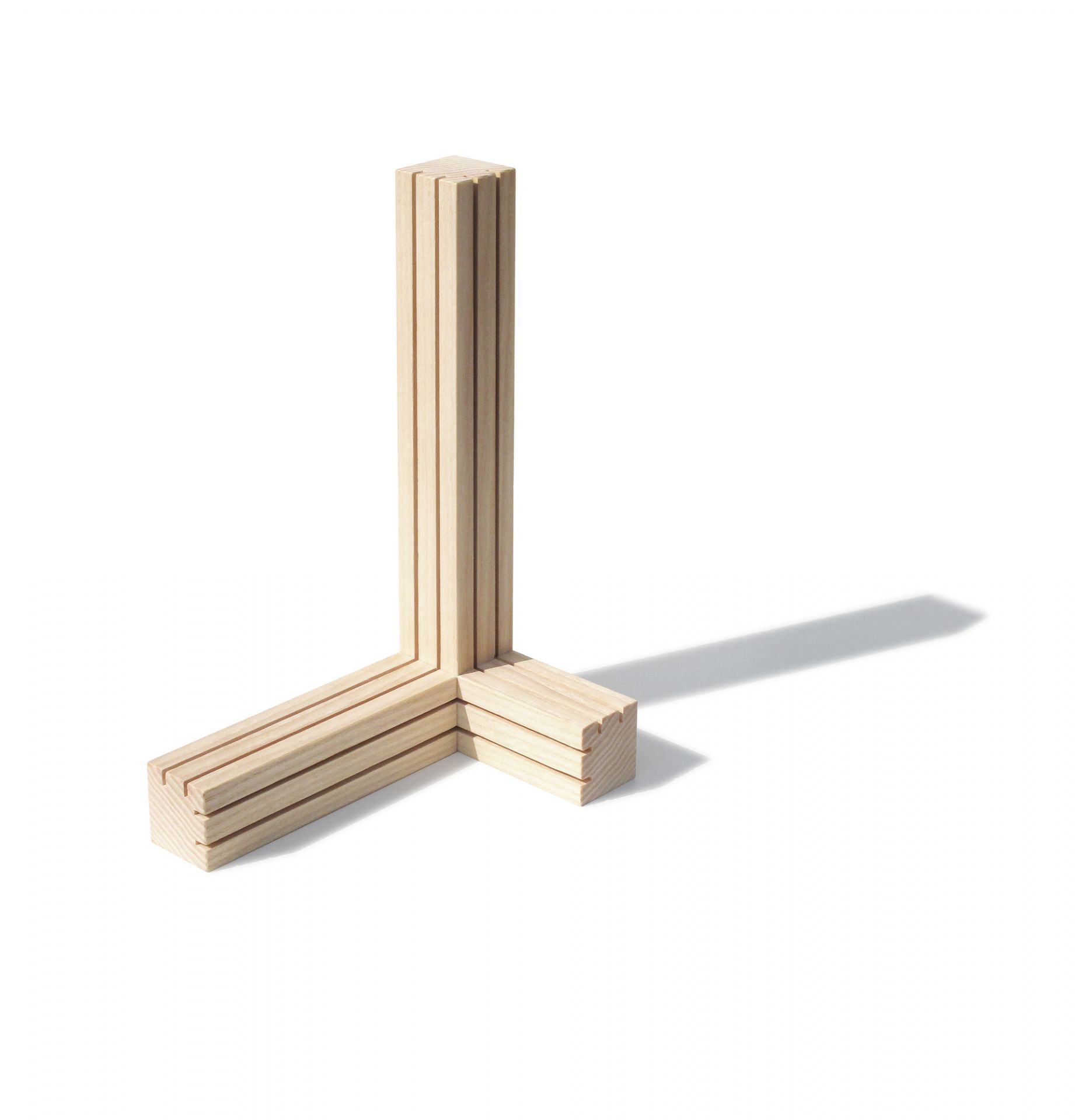 Kartenhalter aus Holz, Tri Side by Side Design, ideal für Fotos, Karten und Notizen.