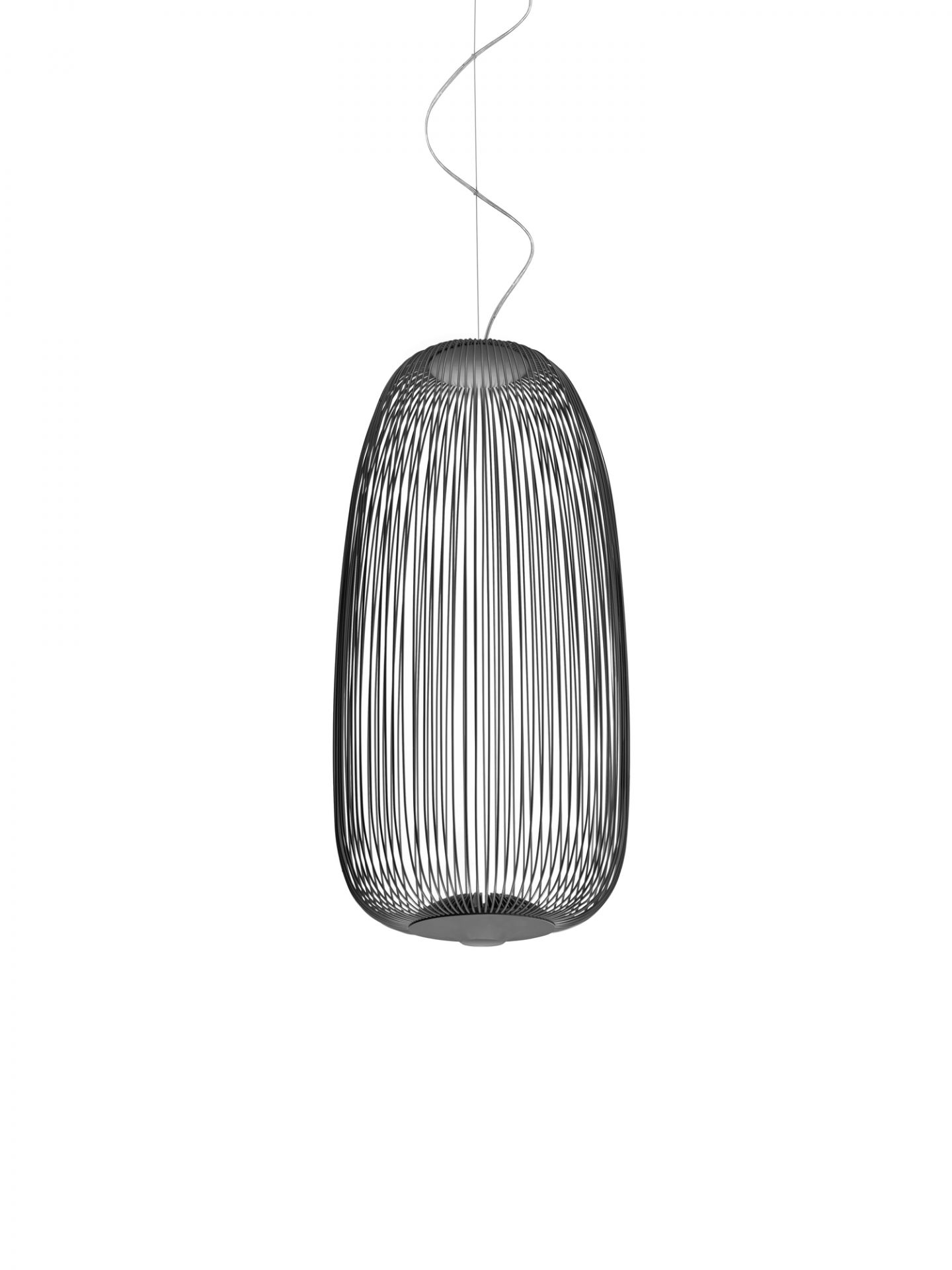 Nahaufnahme der Spokes Pendelleuchte von Foscarini, eine moderne Kupfer-Hängeleuchte.