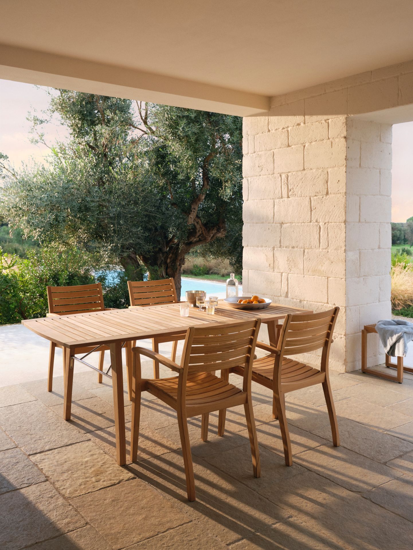 Ballare-tafel voor 4 personen, voor buiten, Skagerak by Fritz Hansen