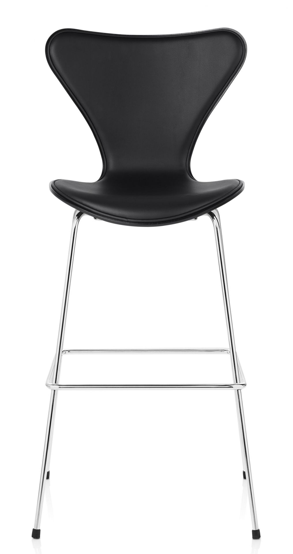 Schwarzer Siebener Barhocker von Fritz Hansen mit Chromgestell, moderne Sitzgelegenheit für Küche oder Bar.
