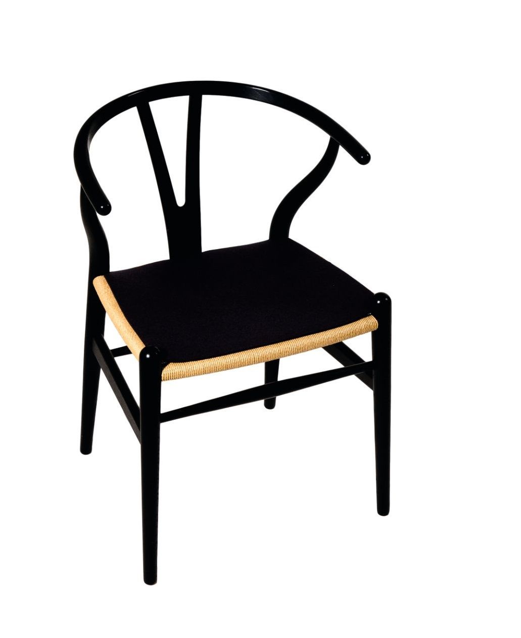 Schwarzer Wishbone Chair mit Sitzauflage "Parkhaus Berlin" aus Filz für bequemes Sitzen.
