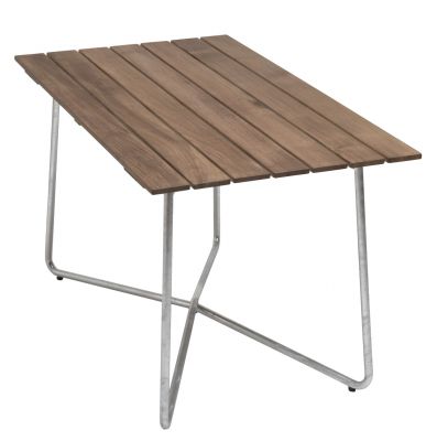 Grythyttan Stålmöbler Tisch B25A aus Teakholz mit Stahlgestell, ideal für Garten, Terrasse und Balkon.