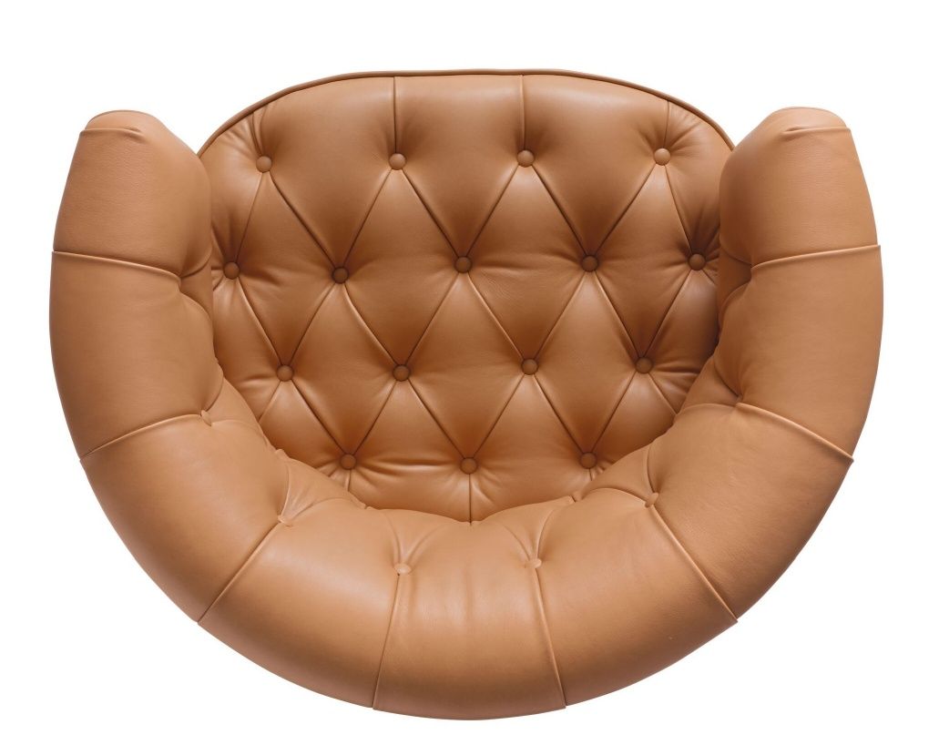 Draufsicht: 310 Haussmann Sessel von Walter Knoll mit gestepptem, hellbraunem Lederbezug.