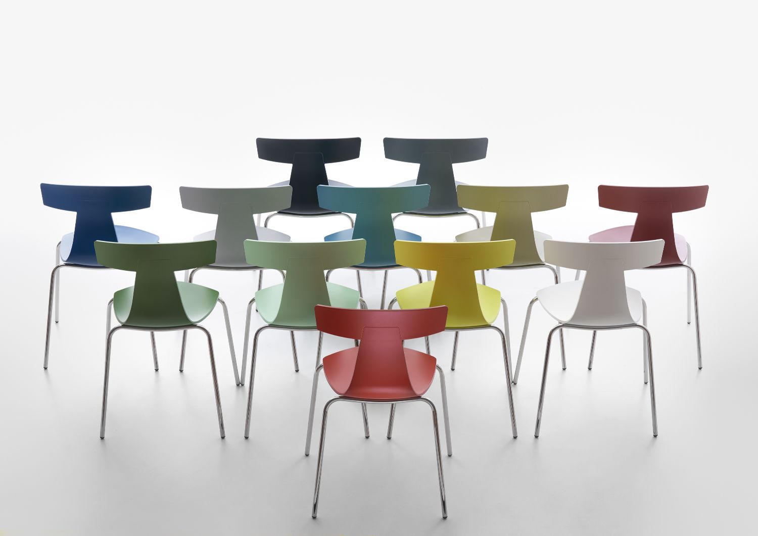 Remo Plastic Chair kunststof stoel Plank
