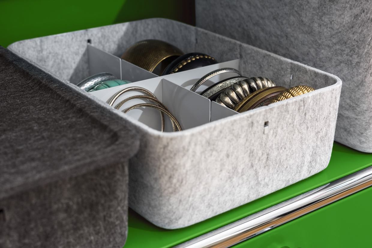 USM Haller Inos diepe box met dienblad