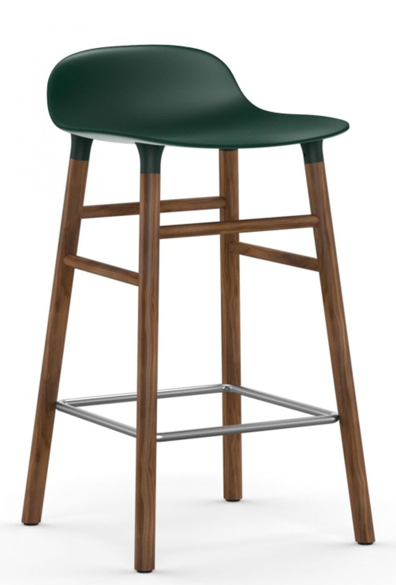 Form Barstool Barhocker H 65 cm von Normann Copenhagen mit Sitzfläche in Dunkelgrün und Holzbeinen.