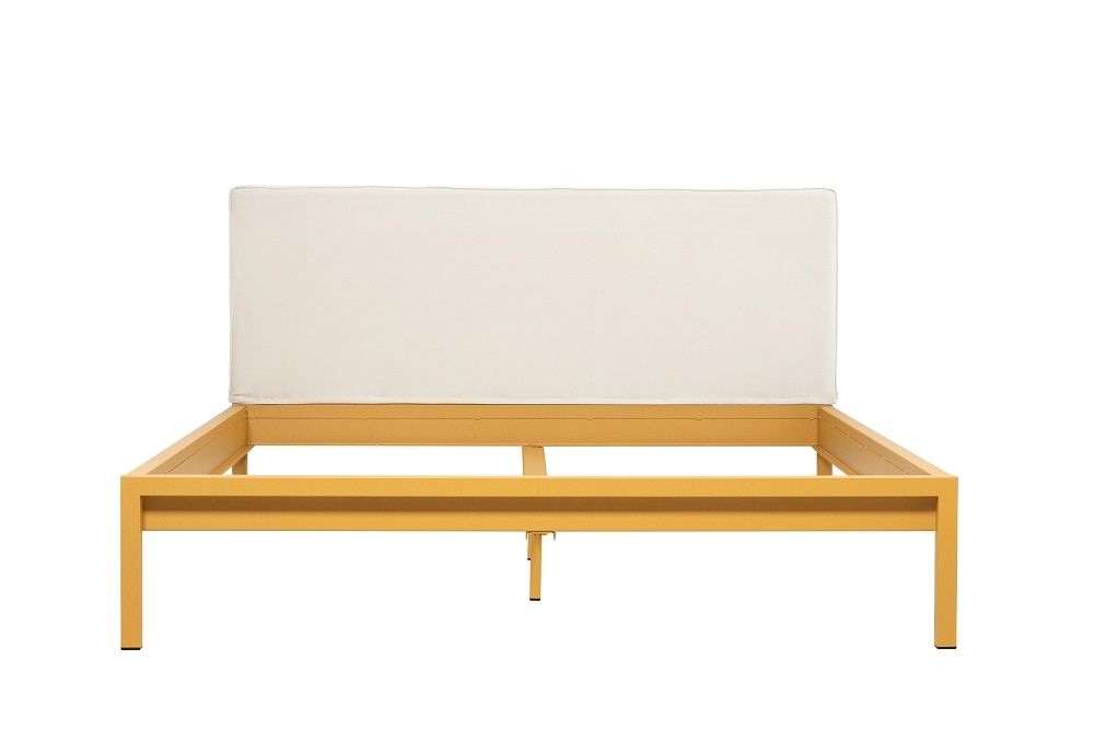 Pure Bett Stahl in Sand Gold mit Polsterkopfteil, modernes Design für Schlafzimmer.