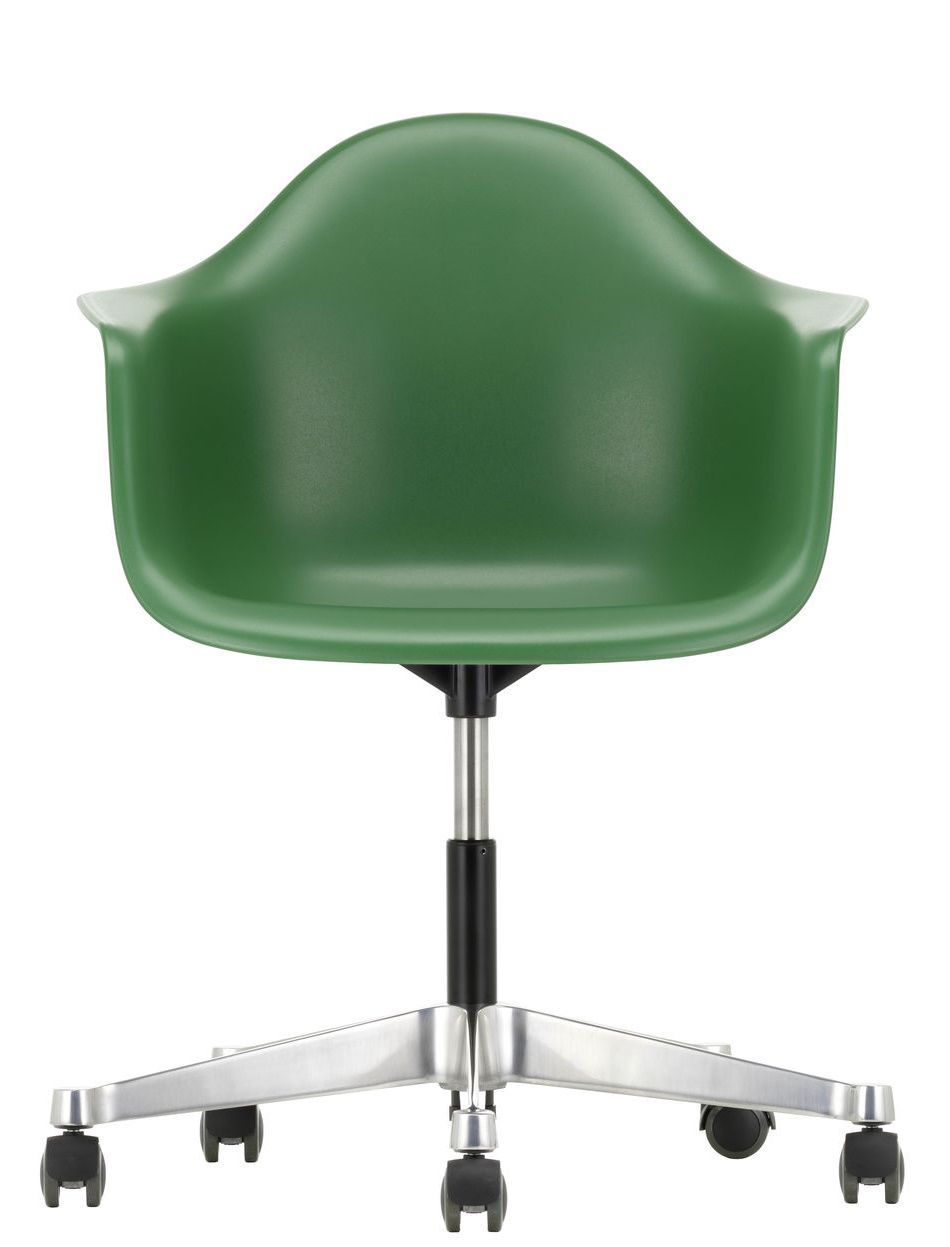 Eames Plastic Arm Chair PACC von Vitra in Grün mit Rollen und Aluminiumfuß.