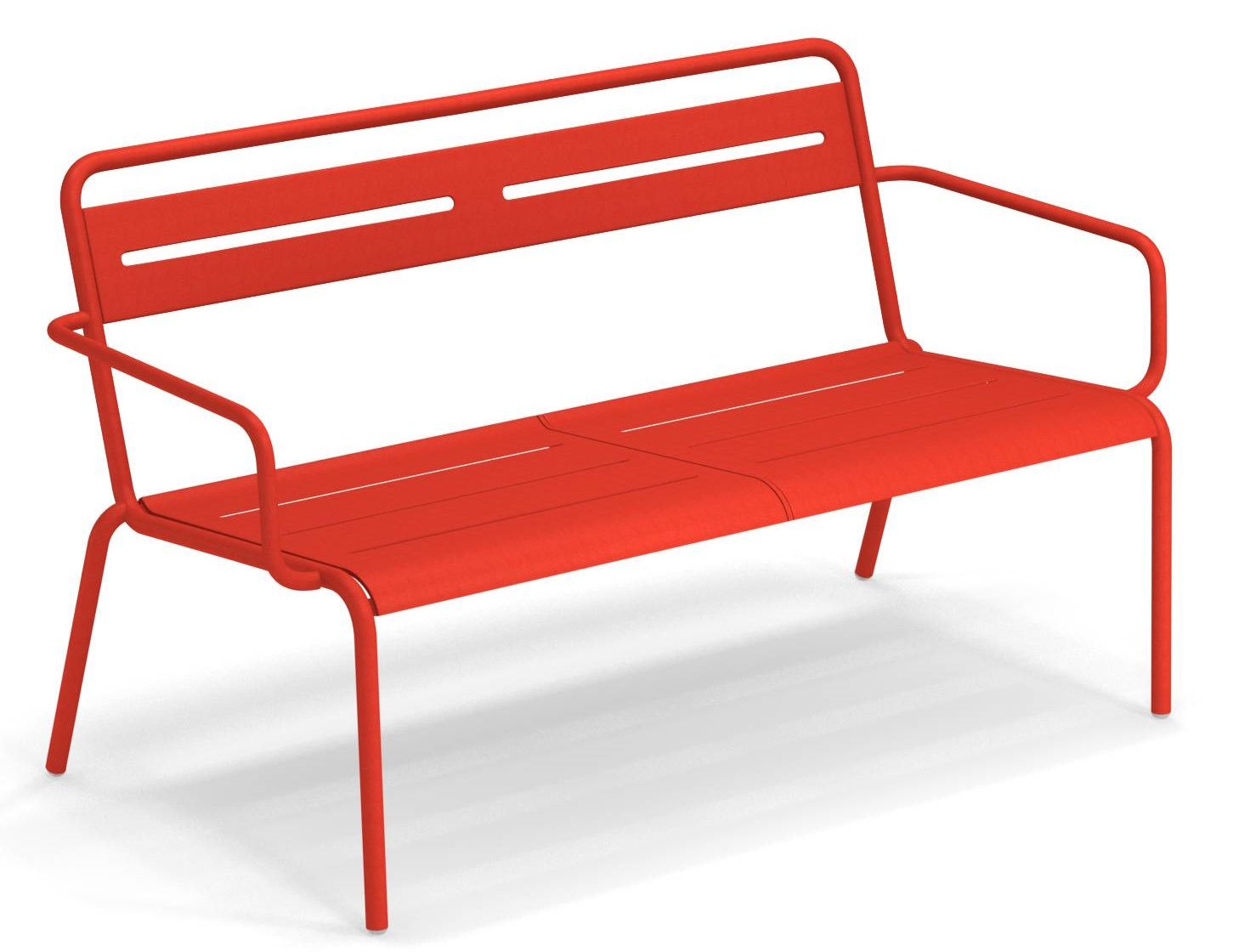 Rotes Star Sofa Outdoor von Emu, eine moderne und stilvolle Sitzbank für den Garten.