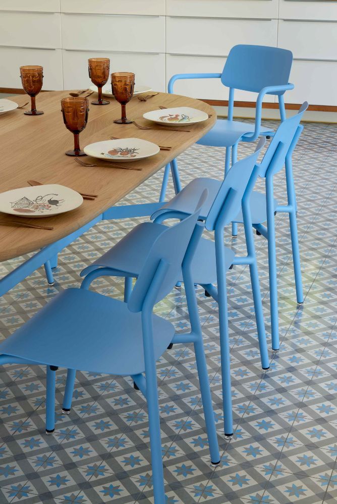 SO’O eettafel van eikenhout 220 × 95 cm (ovaal) voor binnen Fermob