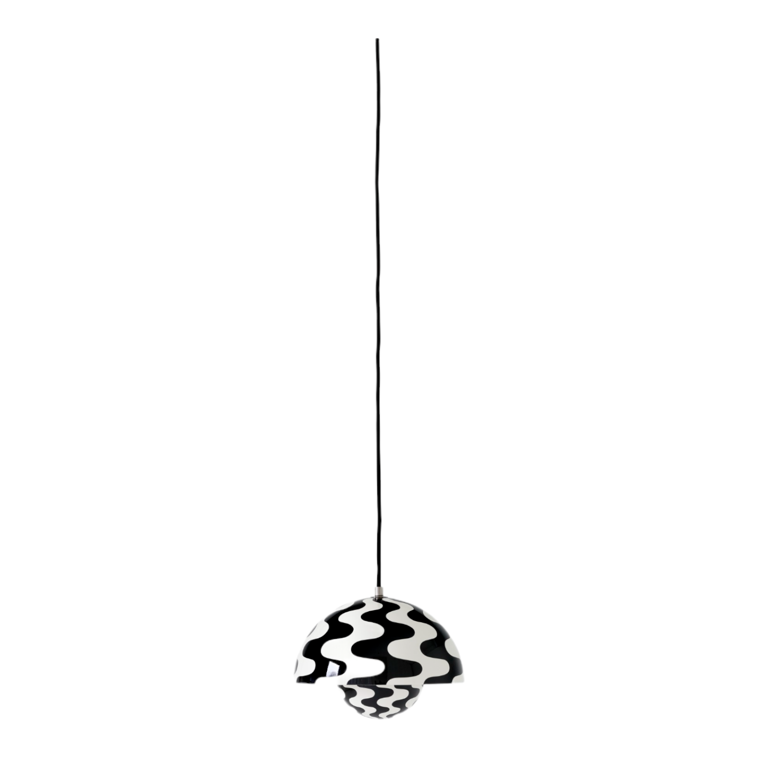 VP1 Flowerpot Pendelleuchte von AndTradition, Hängelampe mit schwarz-weißem Wellenmuster für modernes Wohnambiente.