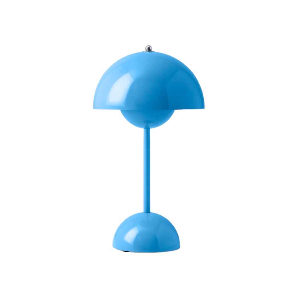 Flowerpot VP9 Tischleuchte in Blau: Akkuleuchte für den Tisch, tragbar und modern.