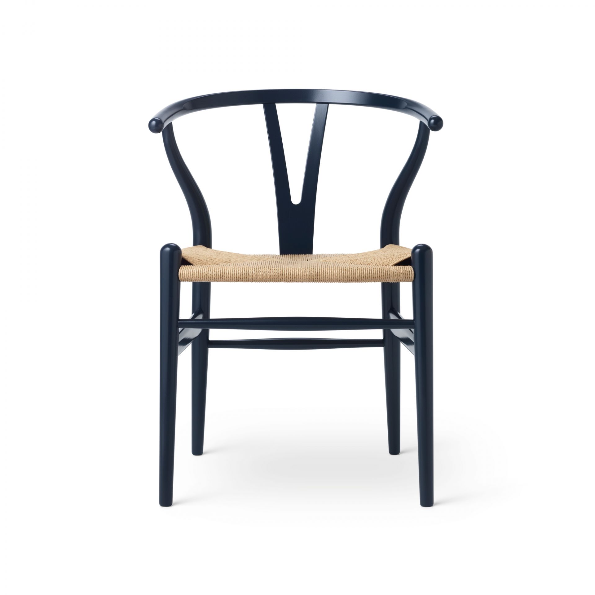 CH24 Wishbone Chair in Blau mit geflochtener Sitzfläche, ein Designklassiker von Carl Hansen & Søn.