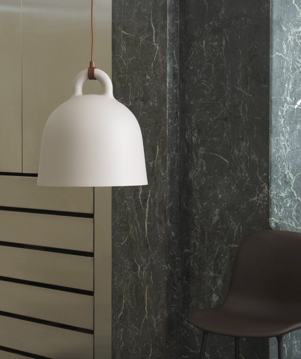 Bell Lamp hanglamp Ø 35 x H 37 cm / WIT Normann Copenhagen UNIEK EXEMPLAAR