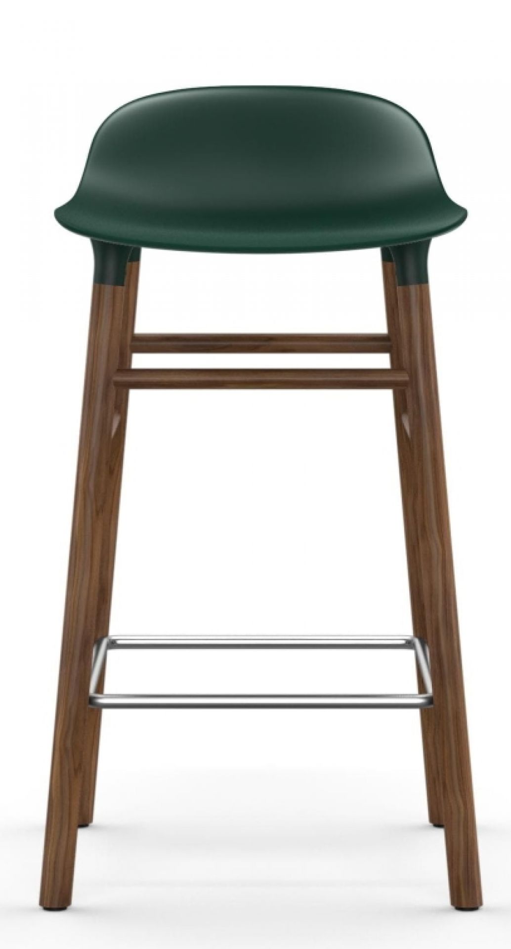 Normann Copenhagen Form Barhocker H 65 cm mit dunkelgrüner Sitzfläche und Holzbeinen.