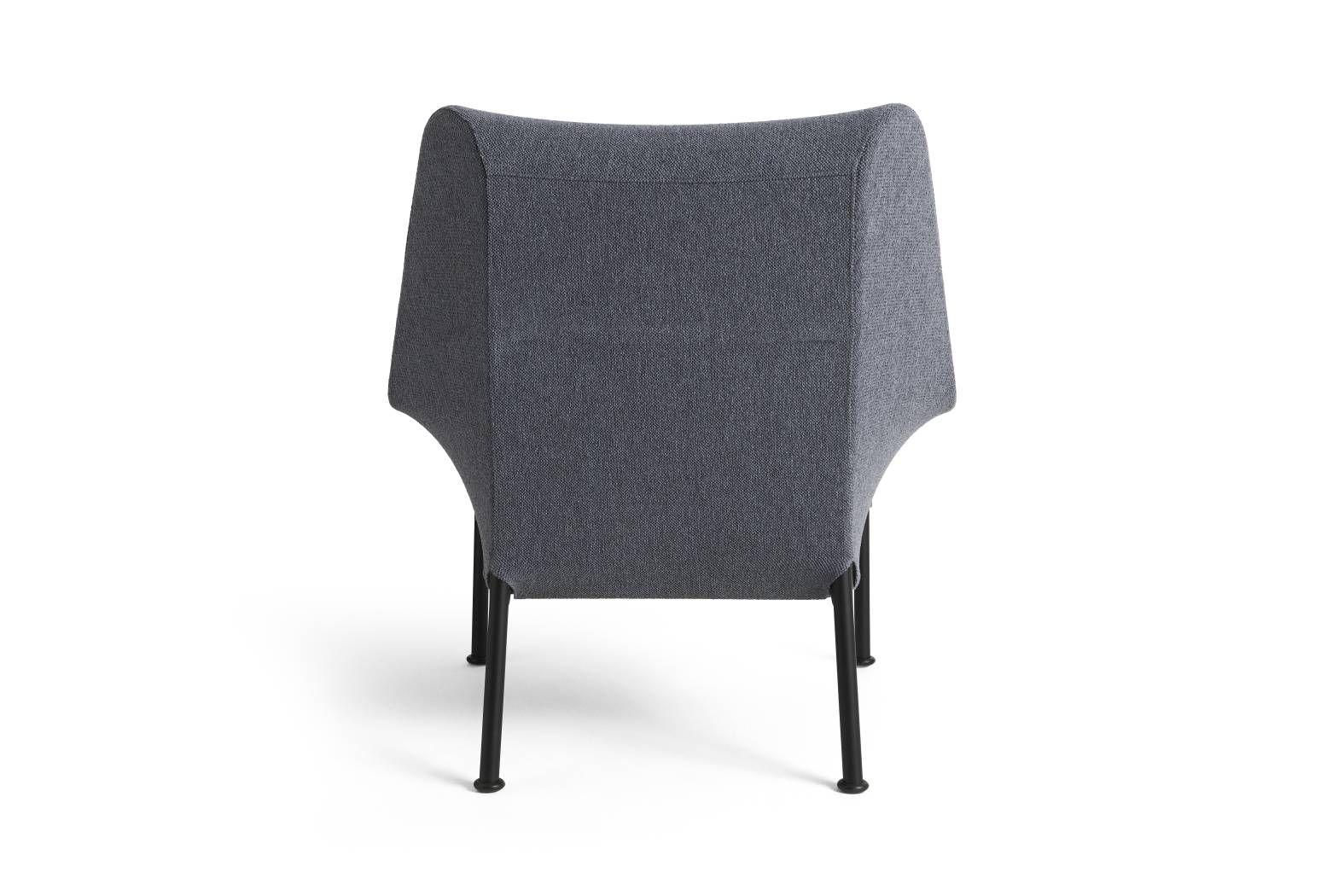 Rückansicht des grauen 02 Lounge Chair Sessels von Hay mit schwarzem Metallgestell.