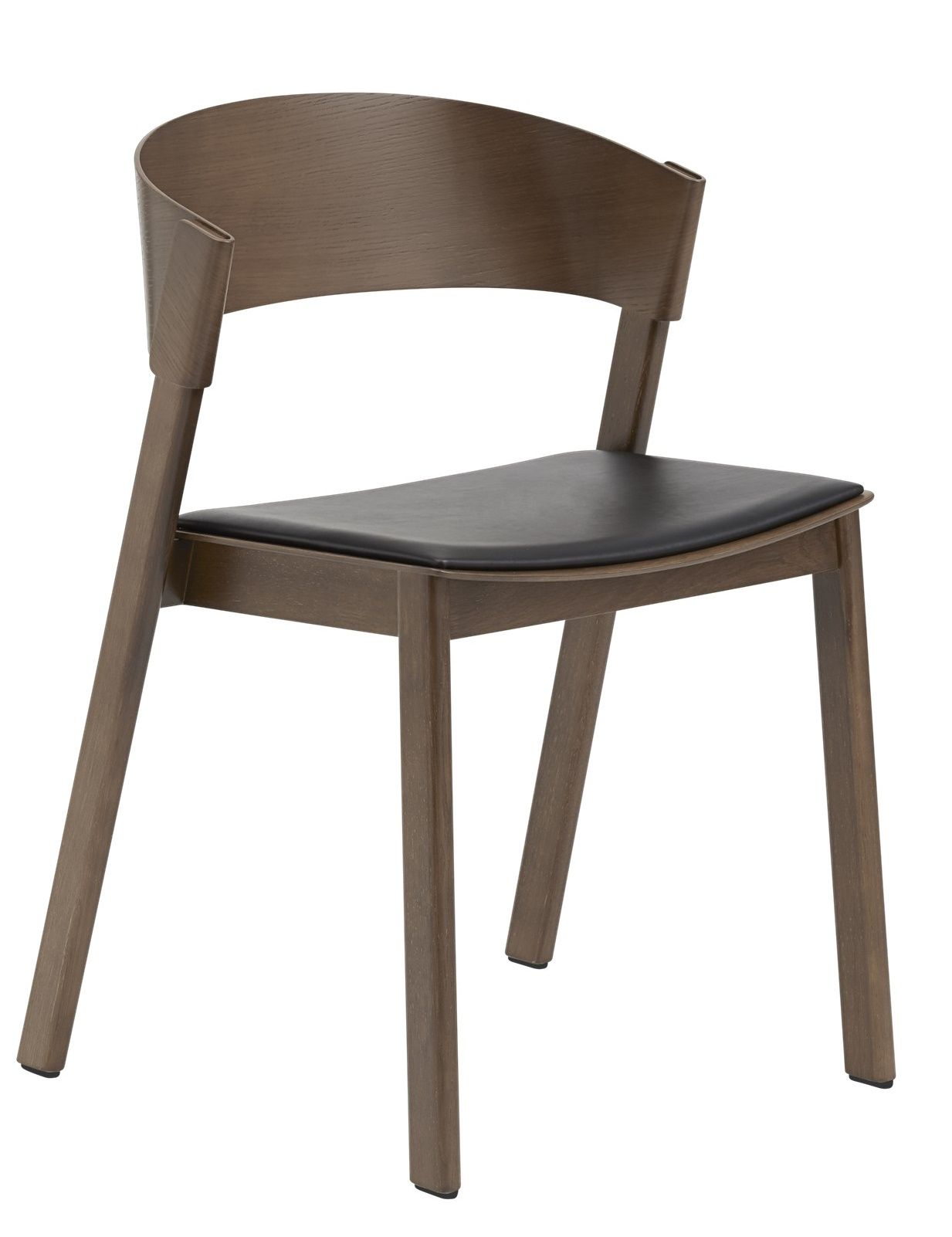 Cover  Side Chair Stuhl von Muuto aus braunem Holz mit schwarzem Ledersitz, Frontansicht.