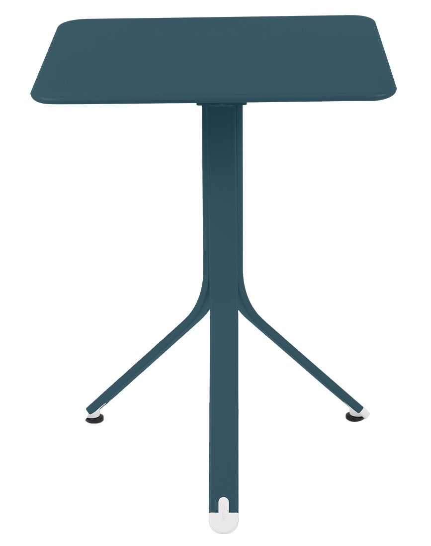 Fermob Rest´O Table Outdoor Tisch in Petrolblau, quadratische Tischplatte und dreibeiniges Stahlgestell.