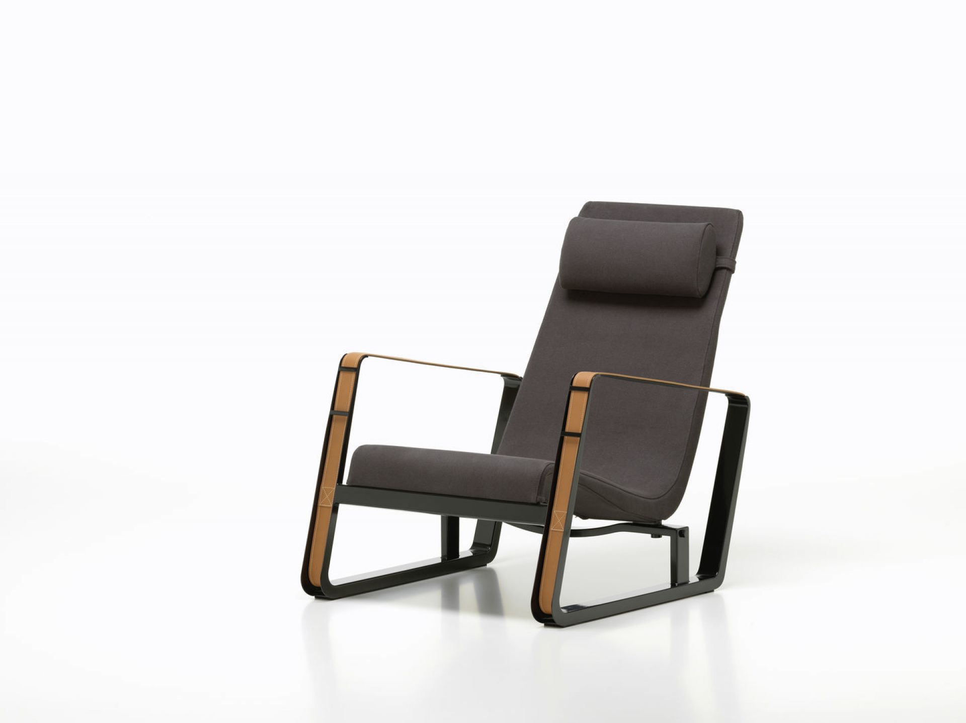 Vitra CitÉ Sessel in Grau mit Kopfstütze und schwarzem Metallgestell, modernes Design für Wohnzimmer.